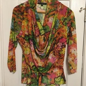 Beautiful Juliette Floral Multi Feminine Top Small